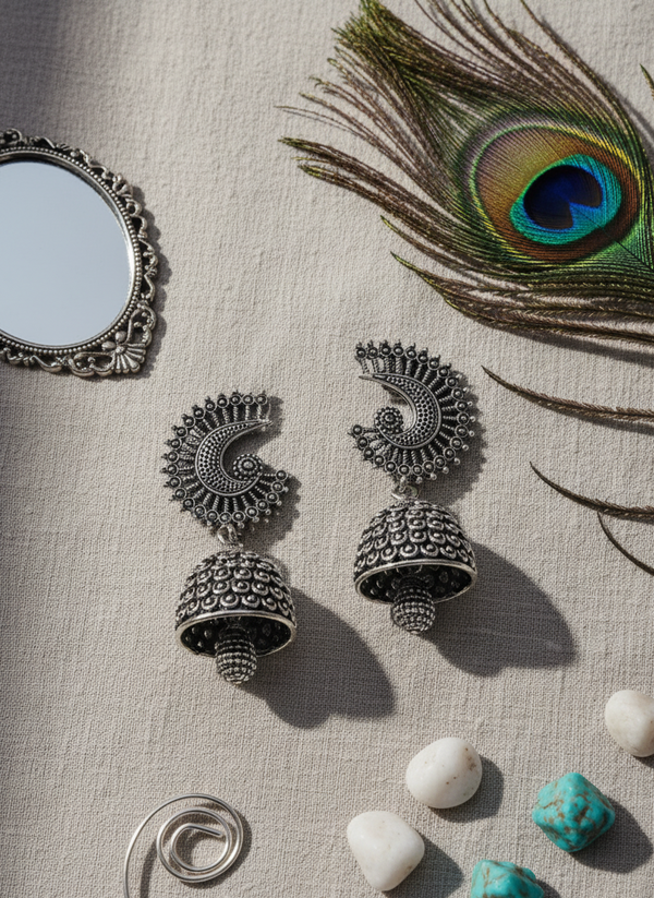 Oxidized Pigeon Silver Tone Earring